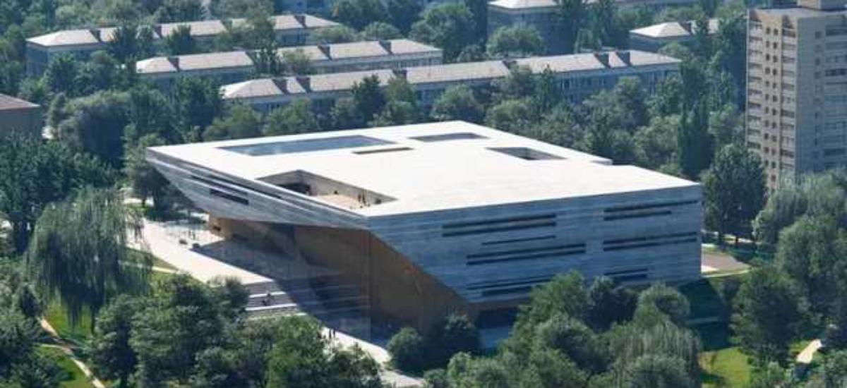 Порошенко решил построить в Киеве концерт-холл «Рошен»