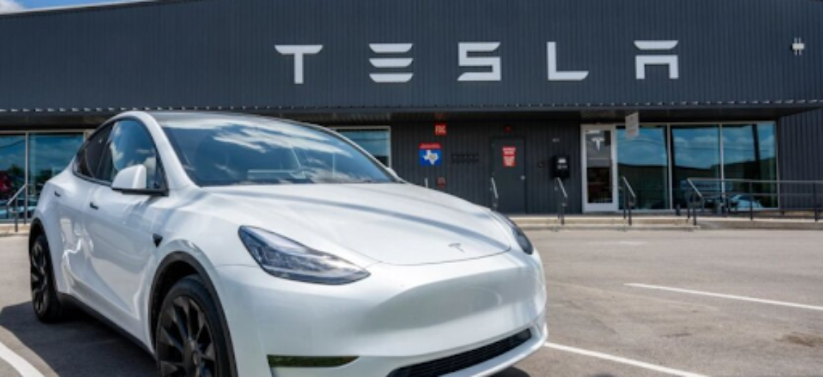 ❗️ Прокурор із TESLA за півціни: розслідування про Дмитра Вербицького