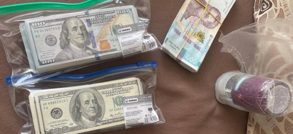 У Києві двох посадовців комунального медзакладу підозрюють у розкраданні 1,6 млн грн через фіктивний паліатив