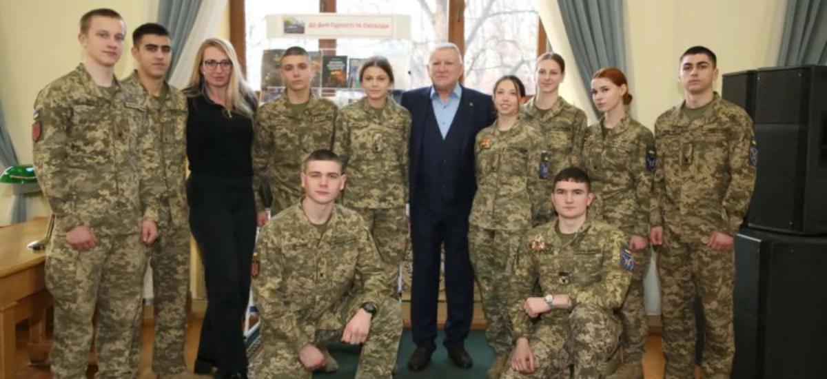 “Переговори – це не слабкість”. Генерал Вовк про Гіркіна, Мінськ і можливий сценарій завершення війни