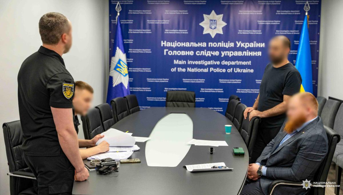 🛡 Кіберполіція затримала хакера, якого розшукувало ФБР: збитки від атак — понад 3 мільярди гривень