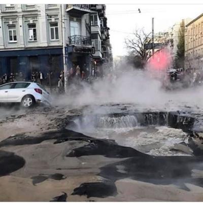 Эксплуатация изношенных теплосетей разрушает Киев