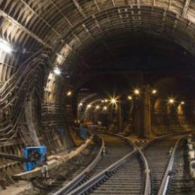 Посадовців «Київметрополітену» підозрюють у розпилі на заточених тендерах