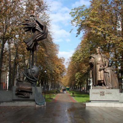 Зареєстровано петицію про створення в Києві Алеї героїв України"